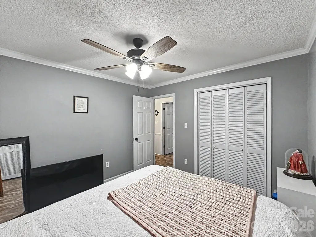 213 Bostian Lake Road Statesville NC 28677