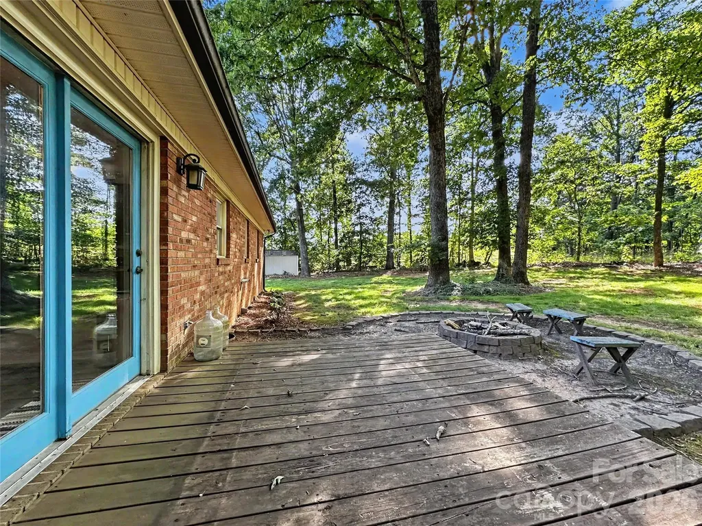213 Bostian Lake Road Statesville NC 28677