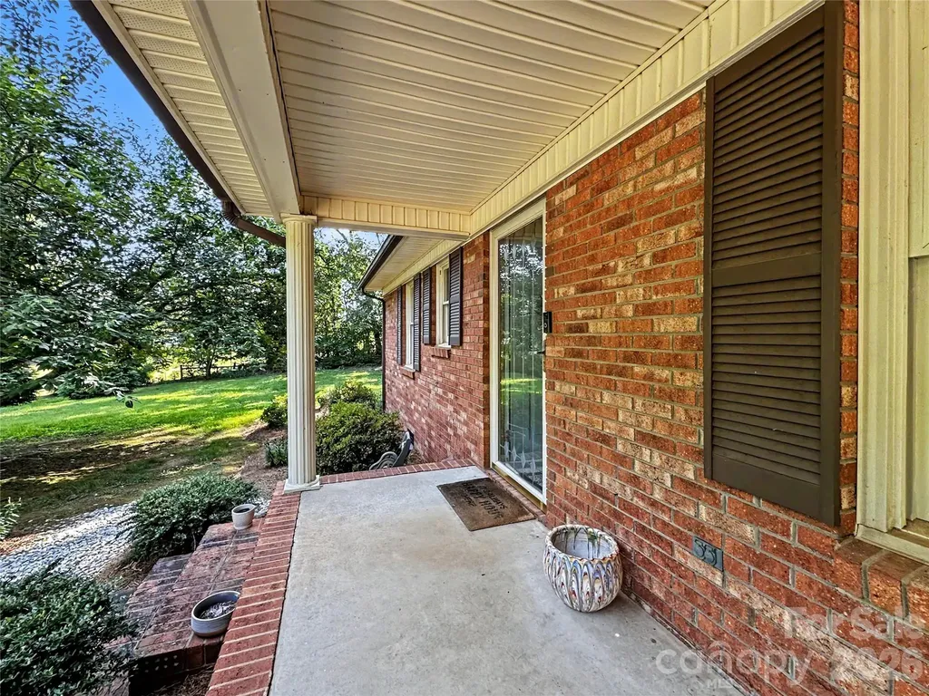 213 Bostian Lake Road Statesville NC 28677