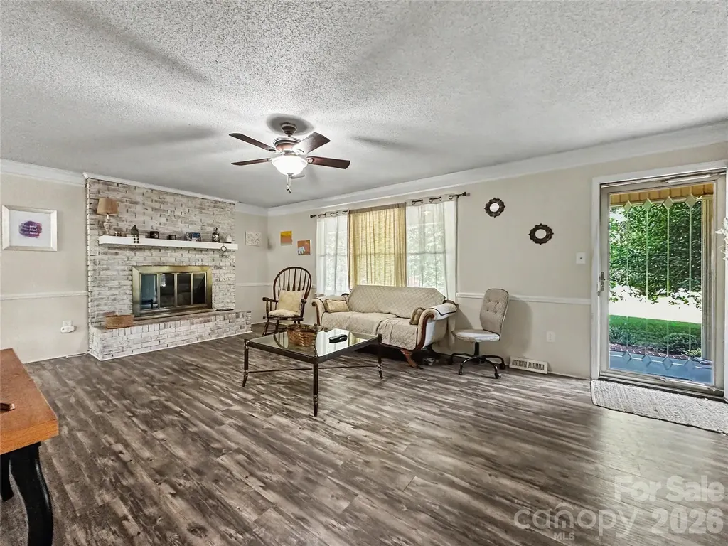 213 Bostian Lake Road Statesville NC 28677