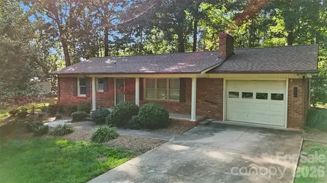 213 Bostian Lake Road Statesville NC 28677