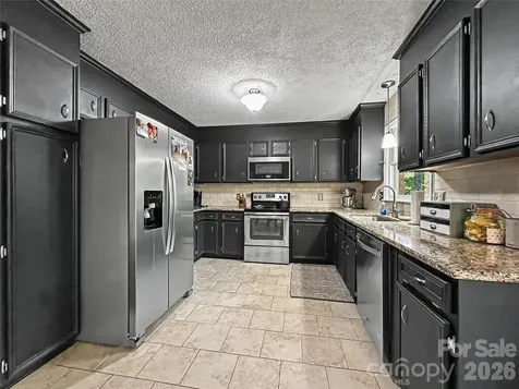 213 Bostian Lake Road Statesville NC 28677