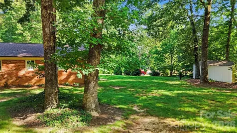 213 Bostian Lake Road Statesville NC 28677