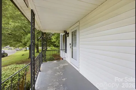 8512, 8516, 8520 Colgate Circle Charlotte NC 28214
