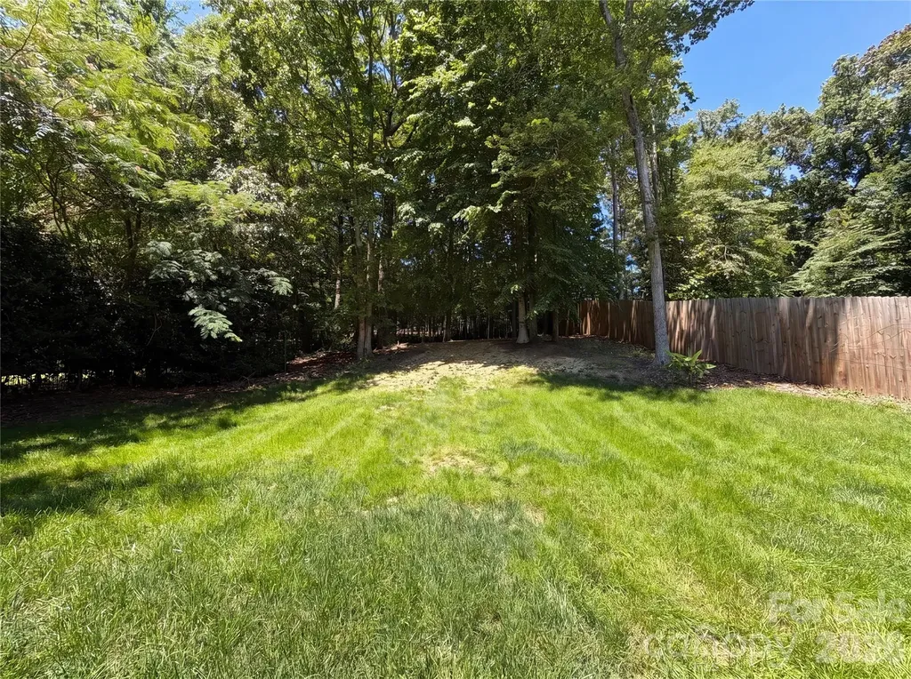 5309 Lancelot Drive Charlotte NC 28270
