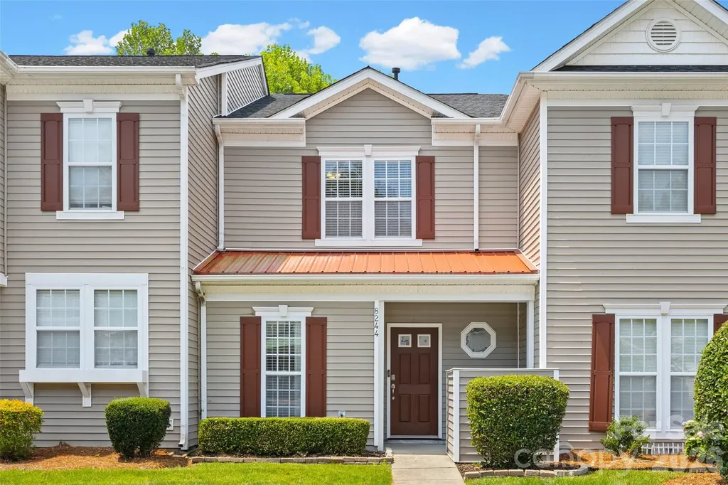 8244 Carob Tree Lane Charlotte NC 28215