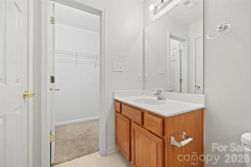 8244 Carob Tree Lane Charlotte NC 28215