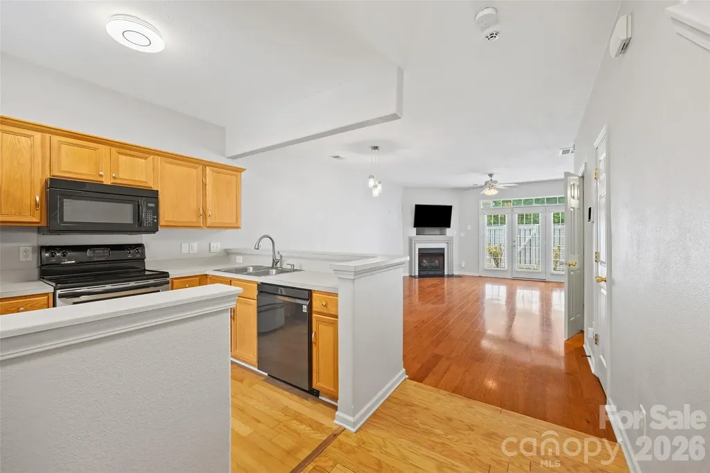 8244 Carob Tree Lane Charlotte NC 28215