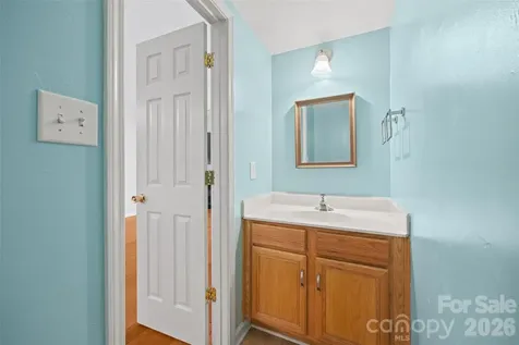8244 Carob Tree Lane Charlotte NC 28215