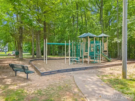 8244 Carob Tree Lane Charlotte NC 28215