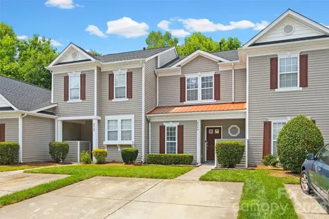 8244 Carob Tree Lane Charlotte NC 28215