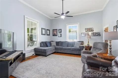 502 N Ridge Avenue Kannapolis NC 28083