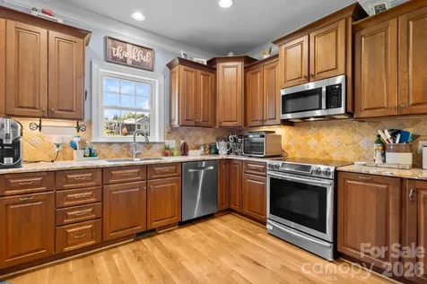 133 Charter Notch Jefferson NC 28640