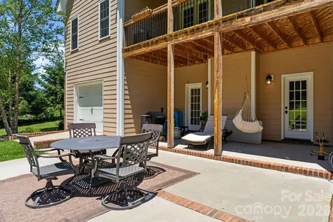133 Charter Notch Jefferson NC 28640