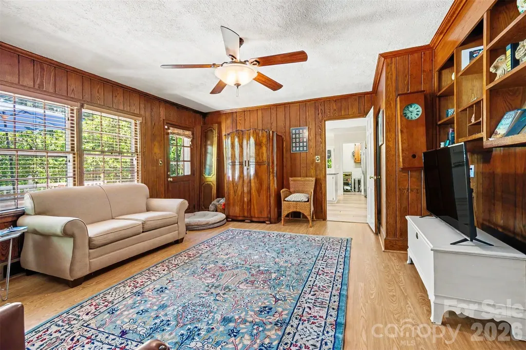 613 E Ridge Street Kings Mountain NC 28086
