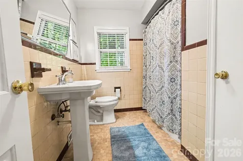 613 E Ridge Street Kings Mountain NC 28086