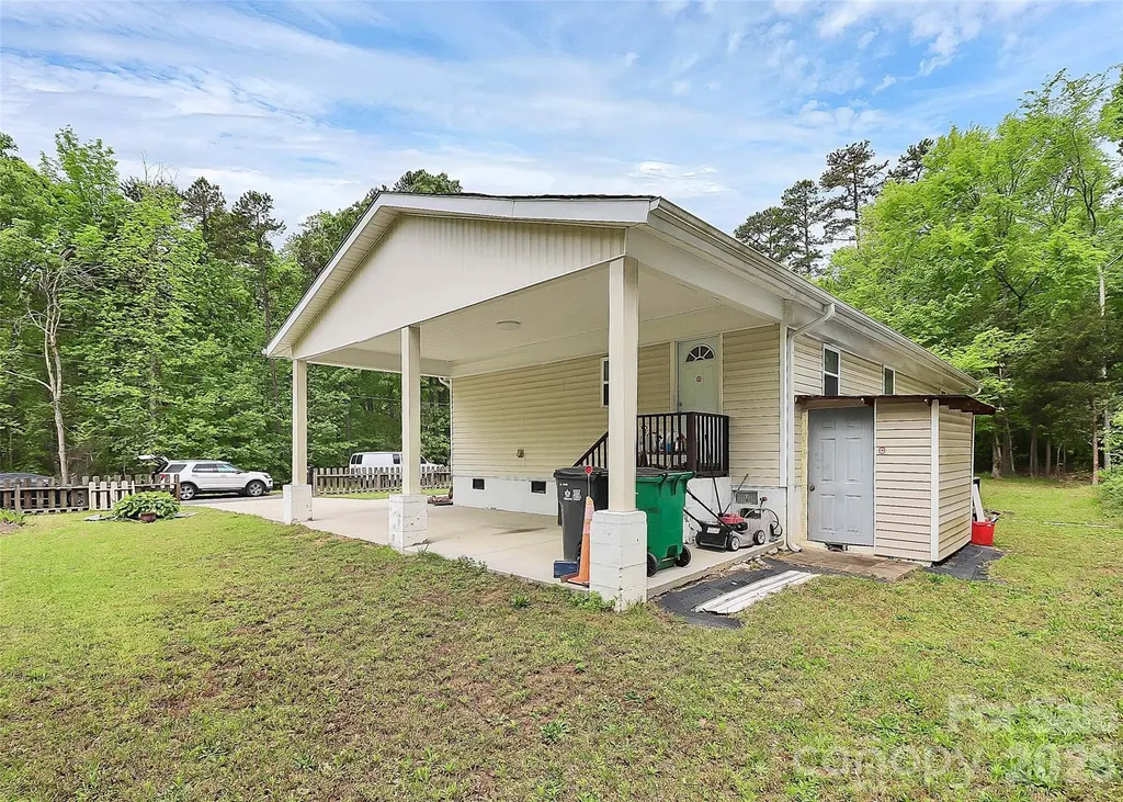 8301 Washington Boulevard Charlotte NC 28262