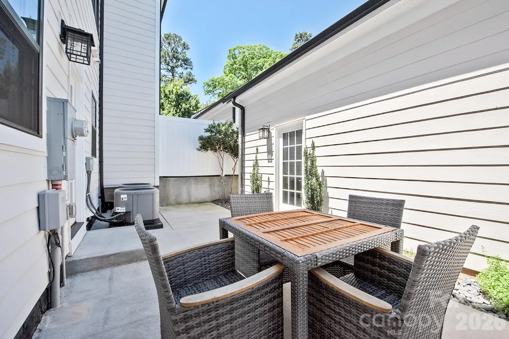 523 Griffith Village Lane Davidson NC 28036