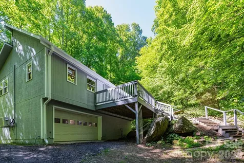 109 Narrow Way Road Burnsville NC 28714