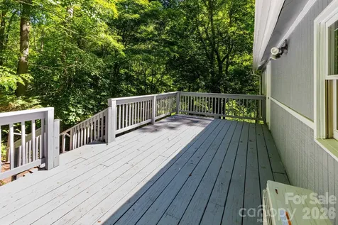 109 Narrow Way Road Burnsville NC 28714