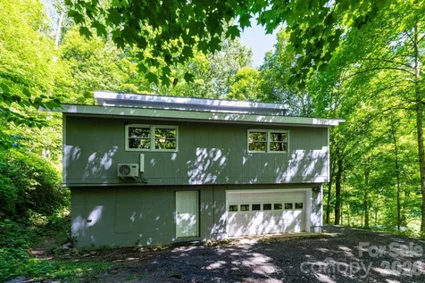 109 Narrow Way Road Burnsville NC 28714