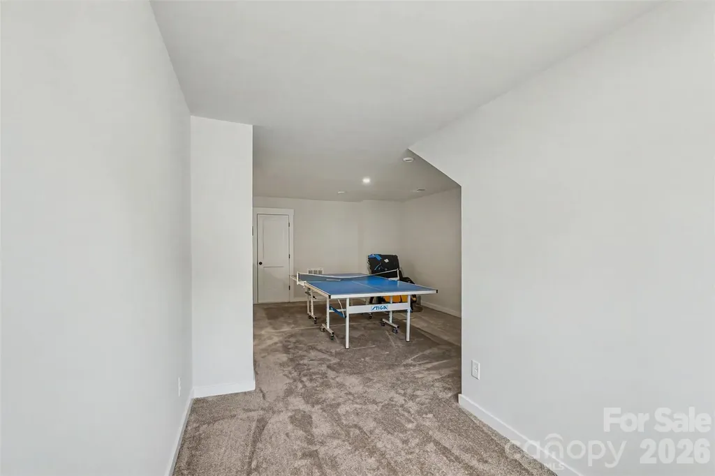 9521 Munsing Drive Charlotte NC 28269