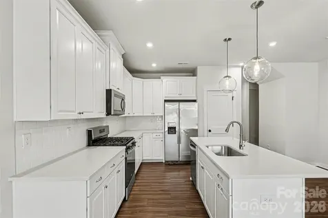 9521 Munsing Drive Charlotte NC 28269