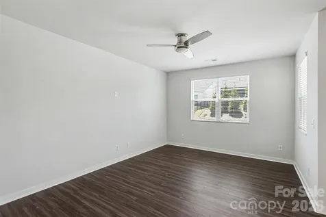 9521 Munsing Drive Charlotte NC 28269