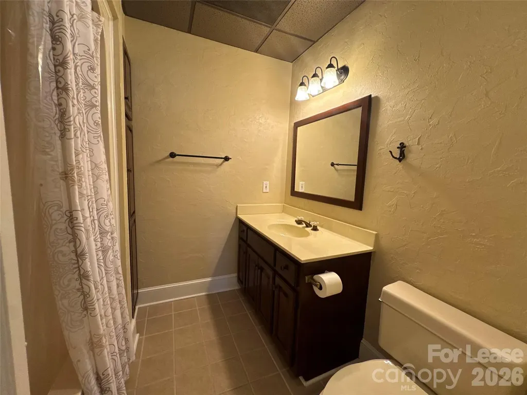 8024 Bradford Lane Denver NC 28037