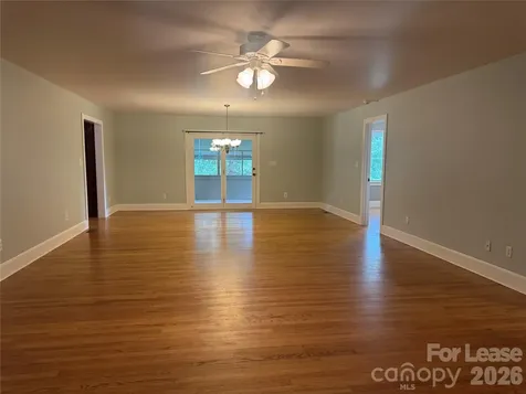 8024 Bradford Lane Denver NC 28037