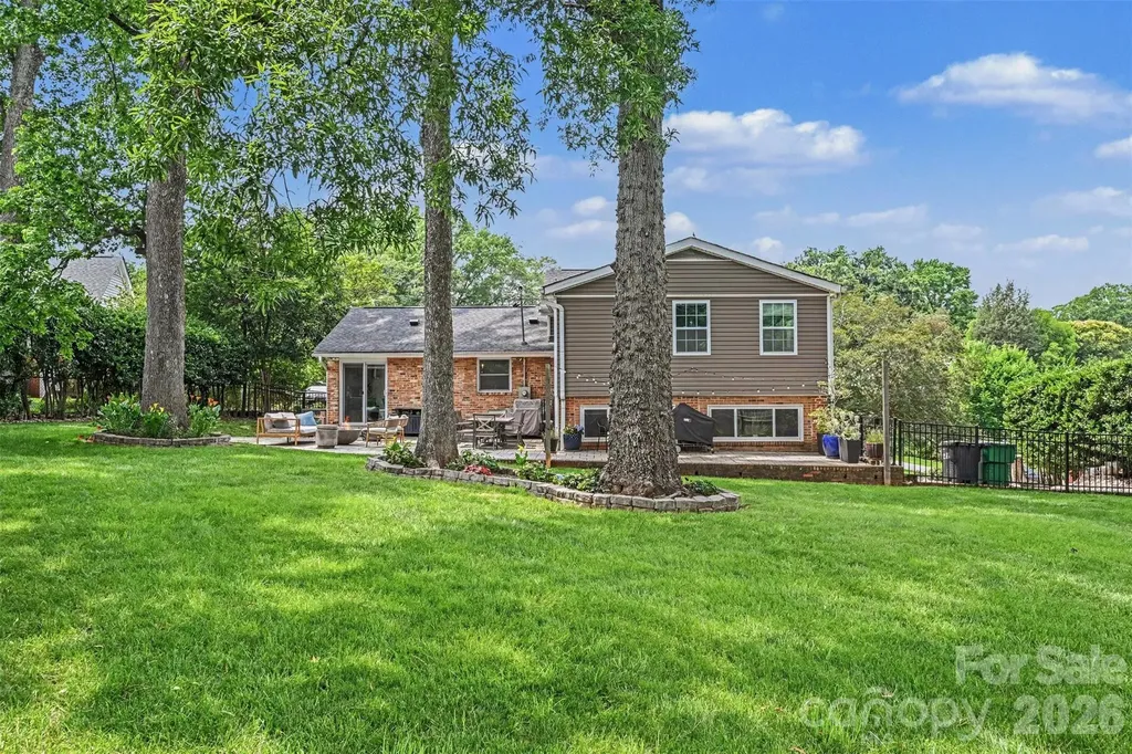 4931 Seacroft Road Charlotte NC 28210