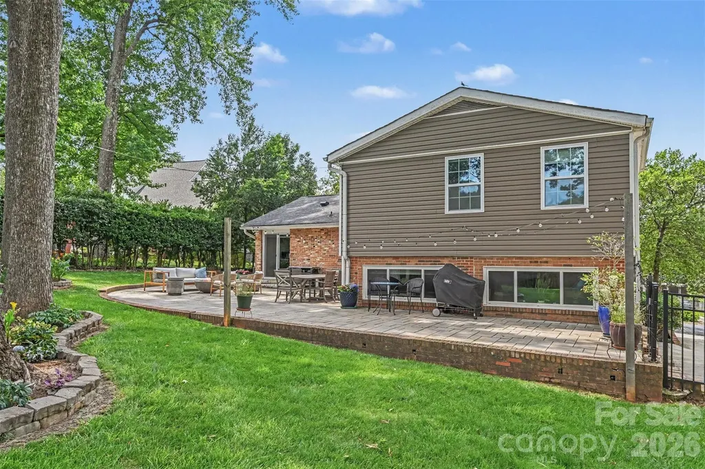 4931 Seacroft Road Charlotte NC 28210