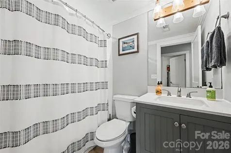 4931 Seacroft Road Charlotte NC 28210
