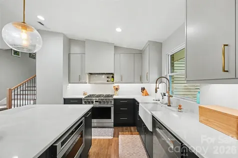 4931 Seacroft Road Charlotte NC 28210