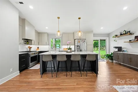 4931 Seacroft Road Charlotte NC 28210