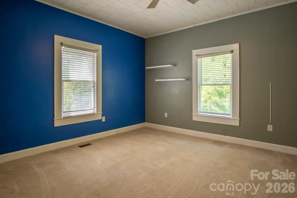 638 W Main Extension Lincolnton NC 28092