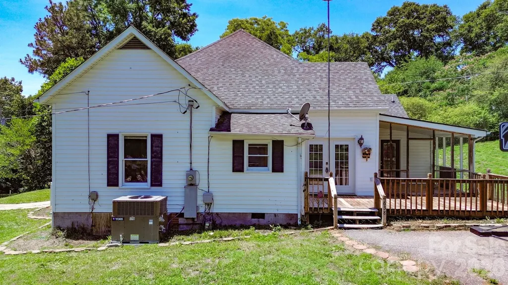638 W Main Extension Lincolnton NC 28092
