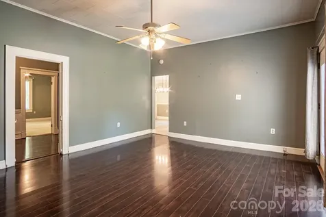638 W Main Extension Lincolnton NC 28092