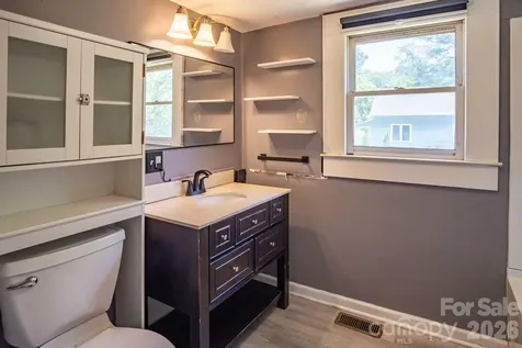 638 W Main Extension Lincolnton NC 28092