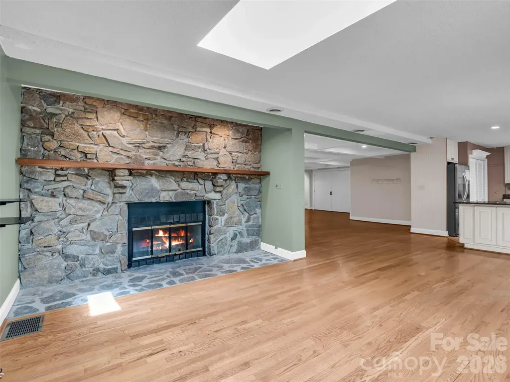 52 Forest Road Asheville NC 28803