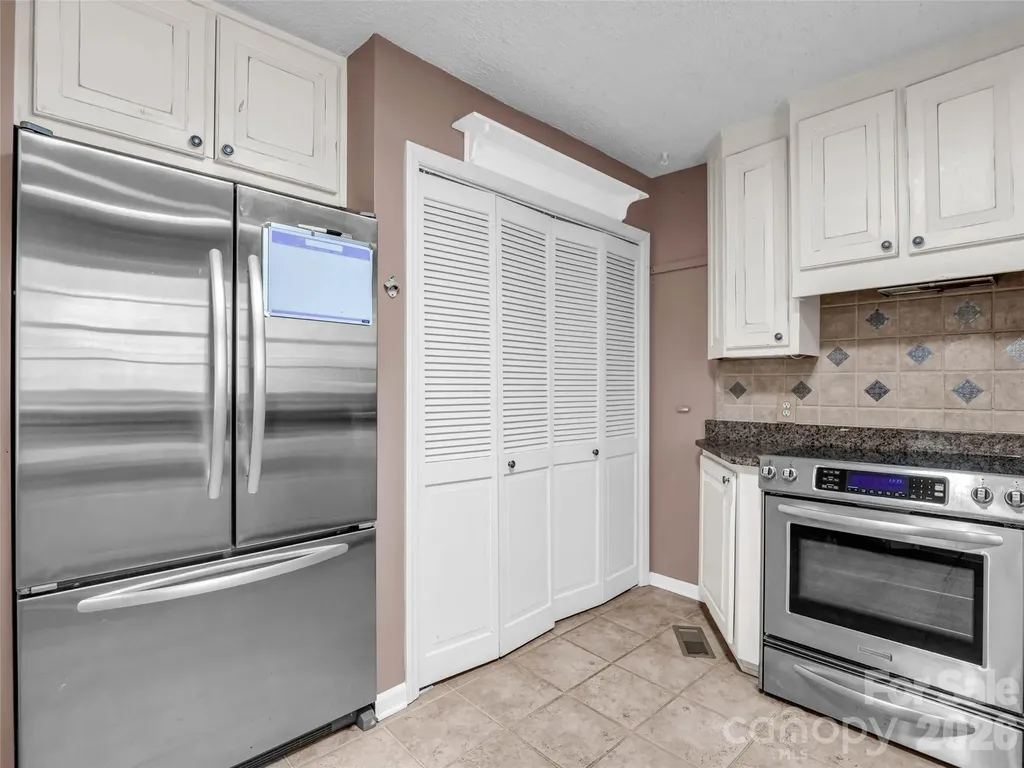 52 Forest Road Asheville NC 28803