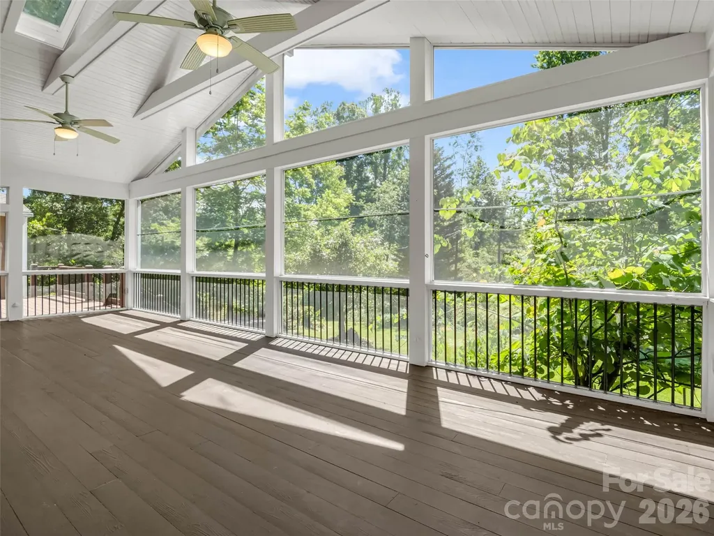 52 Forest Road Asheville NC 28803