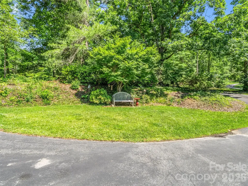 52 Forest Road Asheville NC 28803