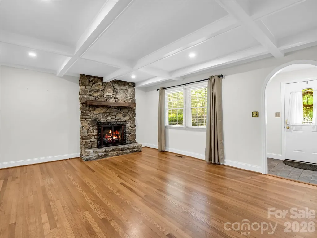 52 Forest Road Asheville NC 28803