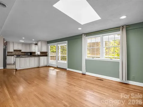 52 Forest Road Asheville NC 28803
