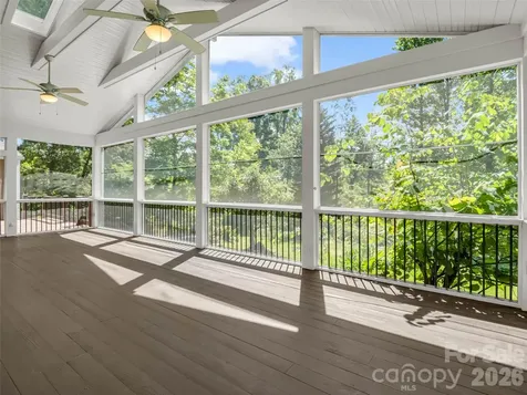 52 Forest Road Asheville NC 28803