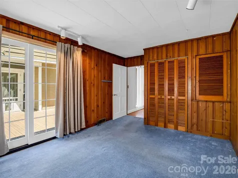 52 Forest Road Asheville NC 28803