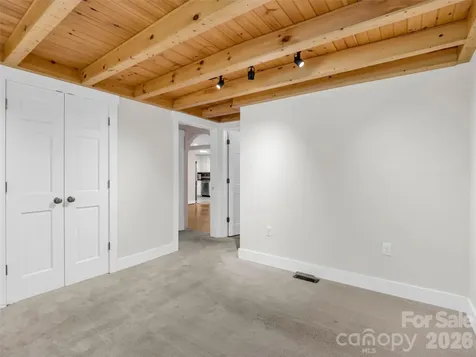 52 Forest Road Asheville NC 28803