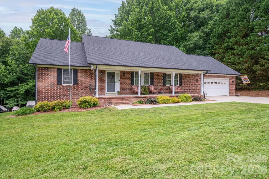 2479 Old Pond Drive Lincolnton NC 28092