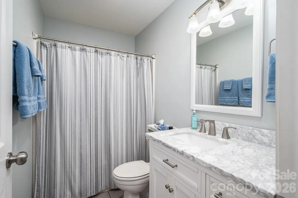 2479 Old Pond Drive Lincolnton NC 28092